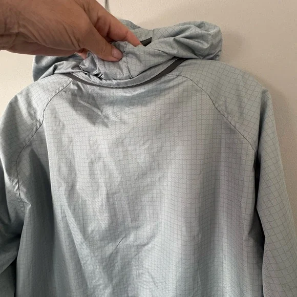 Quicksilver Jacket Windbreaker Womens Lg Hooded Full Zip Pocket Logo Silver - Picture 6 of 11